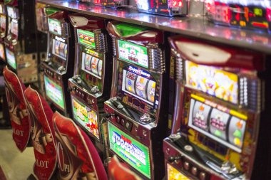 Live dealer and card reveal Lightning Baccarat live dealer studio with real cards